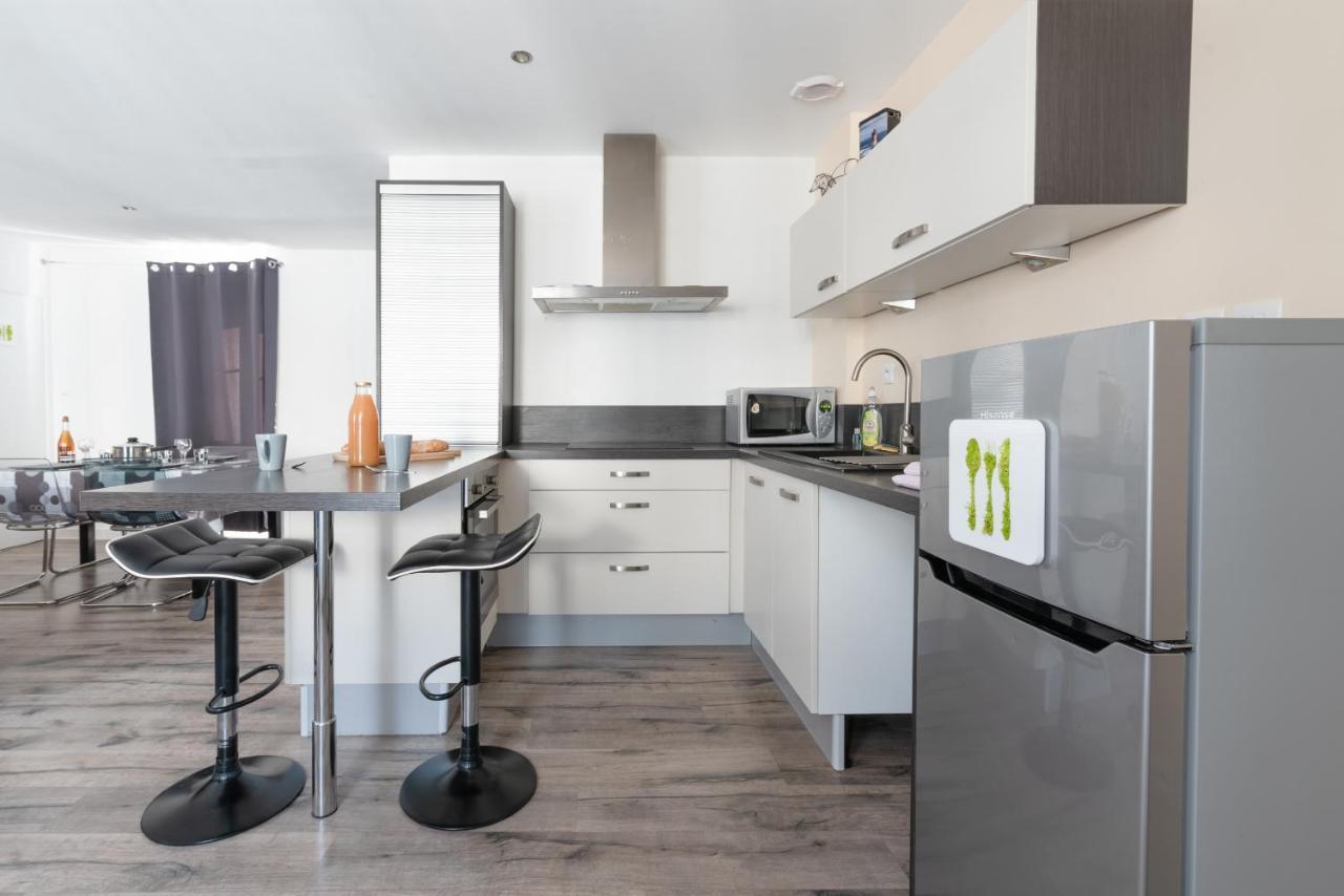 Ker Uhel - Charmant Appartement Plein Centre Saint-Renan Bagian luar foto
